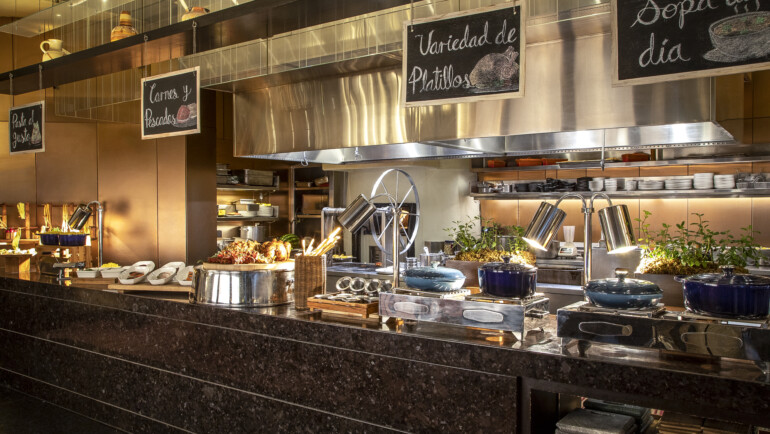 INVITA A MAMÁ A DISFRUTAR UN DIA ESPECIAL EN HYATT