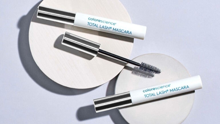Lashes in the clouds! Descubre la nueva Total Lash 3-in-1 Mascara de Colorescience que transformará tu mirada