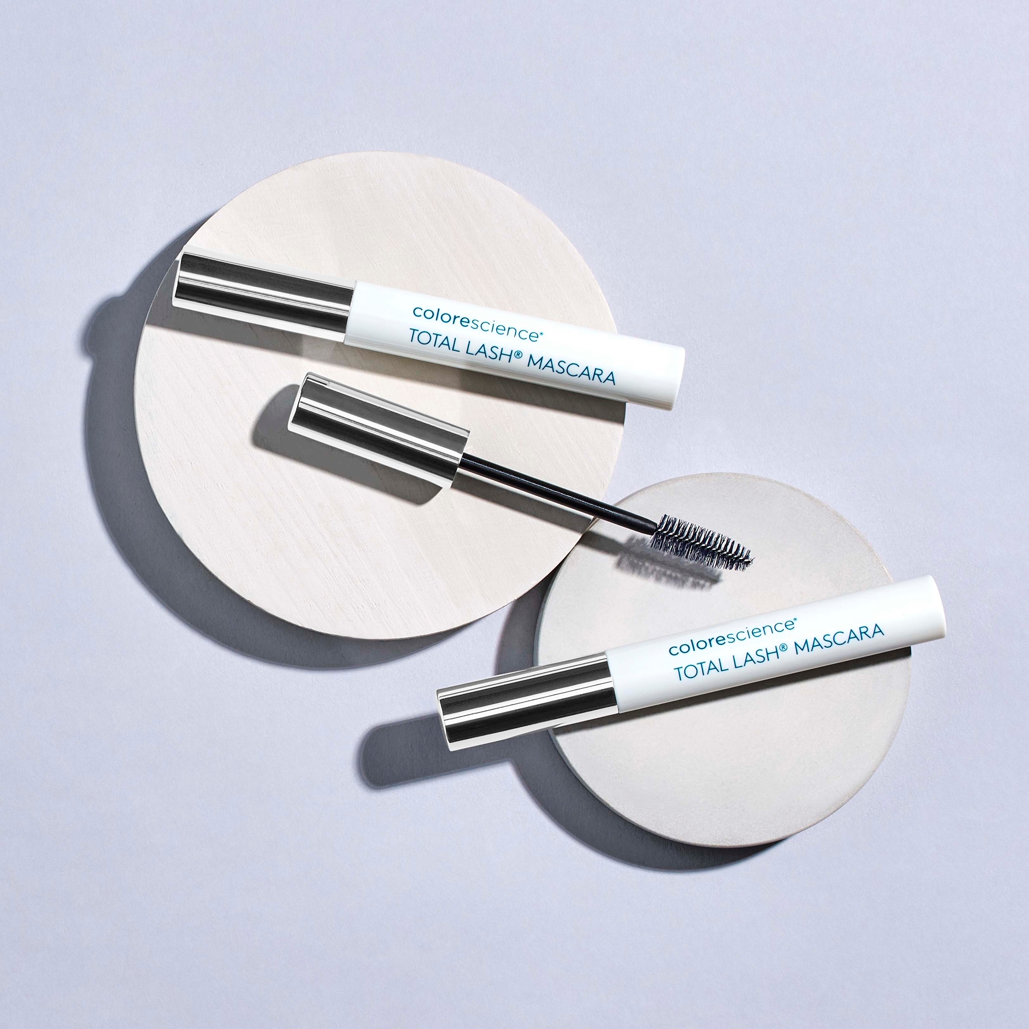 Lashes in the clouds! Descubre la nueva Total Lash 3-in-1 Mascara de Colorescience que transformará tu mirada