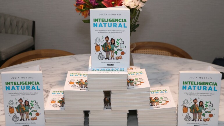 Lucía Moreno presentó su libro “Inteligencia Natural”, enfocado en cómo tener un estilo de vida libre de tóxicos 