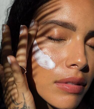 Sun, Skin & Glow: Encuentra tu SPF perfecto para brillar esta primavera