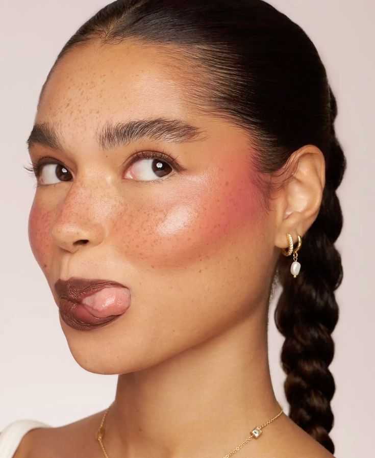 e.l.f. Cosmetics: lujo accesible, belleza libre y fórmulas que enamoran